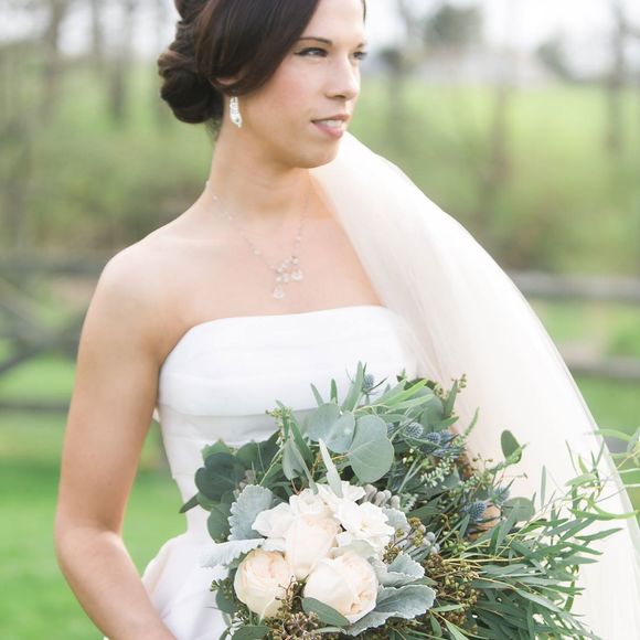 Meet your Posher, Ellie - Picture 1 of 1